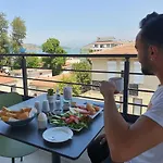 Woynpoint Hotel&cafe Hotel