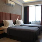 Woynpoint Hotel&cafe Hotel