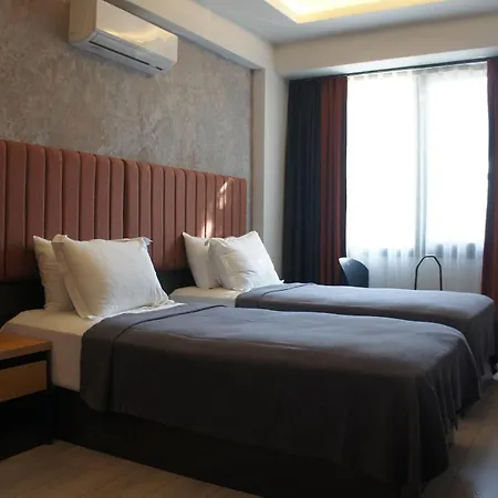 Woynpoint Hotel&cafe מלון